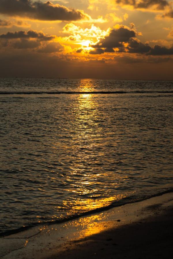 Manta Reserve Maalhos (Baa Atoll) Exterior foto